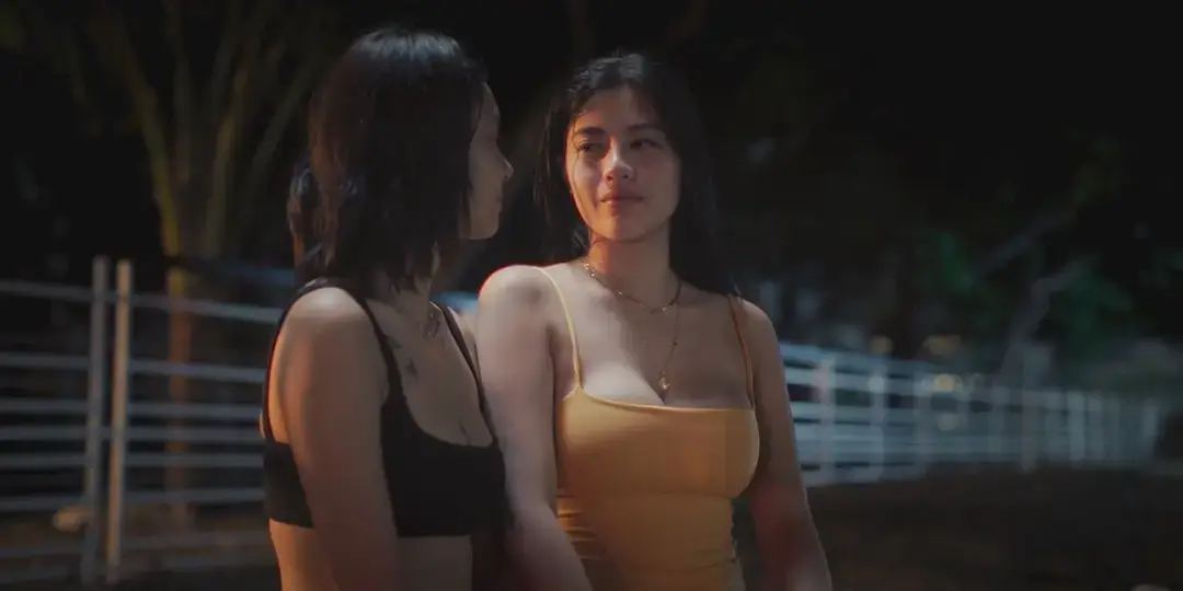《Ekis (2025)》未删减悬疑惊悚1080P中英字幕生死棋局-终极菲版105分钟Ekis命运残局月光影院