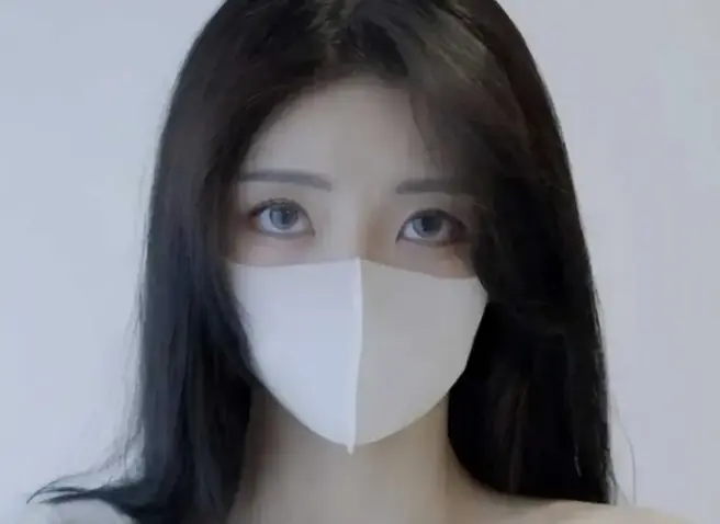 《玩偶姐姐愚人节特辑可爱娃娃》相关资源图片