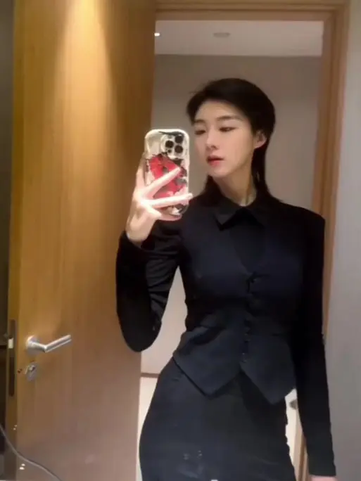 《台球女孩王思诺》1080P高清视频免费观看_台球女孩王思诺事件全过程完整记录真相解析引热议
