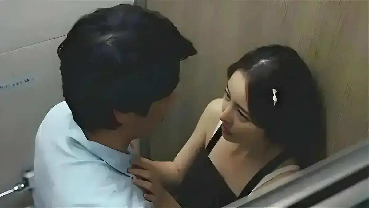 韩国伦理片《善良的小姨子》蓝光原盘未删减完整版在线播放_极速高清——【夸克网盘】独家资源一键获取《善良的小姨子》4K超清无删减正片_流畅观看