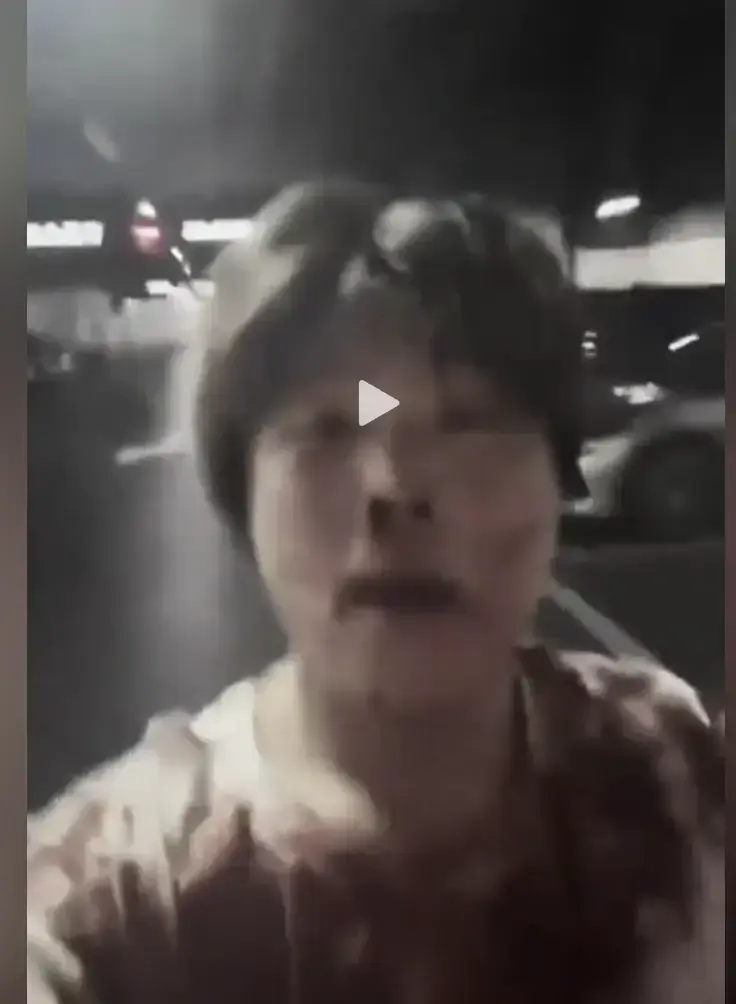 《深圳网红赵俊逸被打视频》蓝光HD画质免费看，深圳网红赵俊逸被打视频事件深度还原，迅雷下载全集资源
