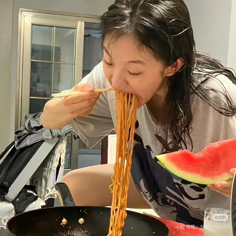 《特殊的按摩精油》HD1080P高清无删减完整版-特殊的按摩精油全片资源-手机电脑端均可免费观看